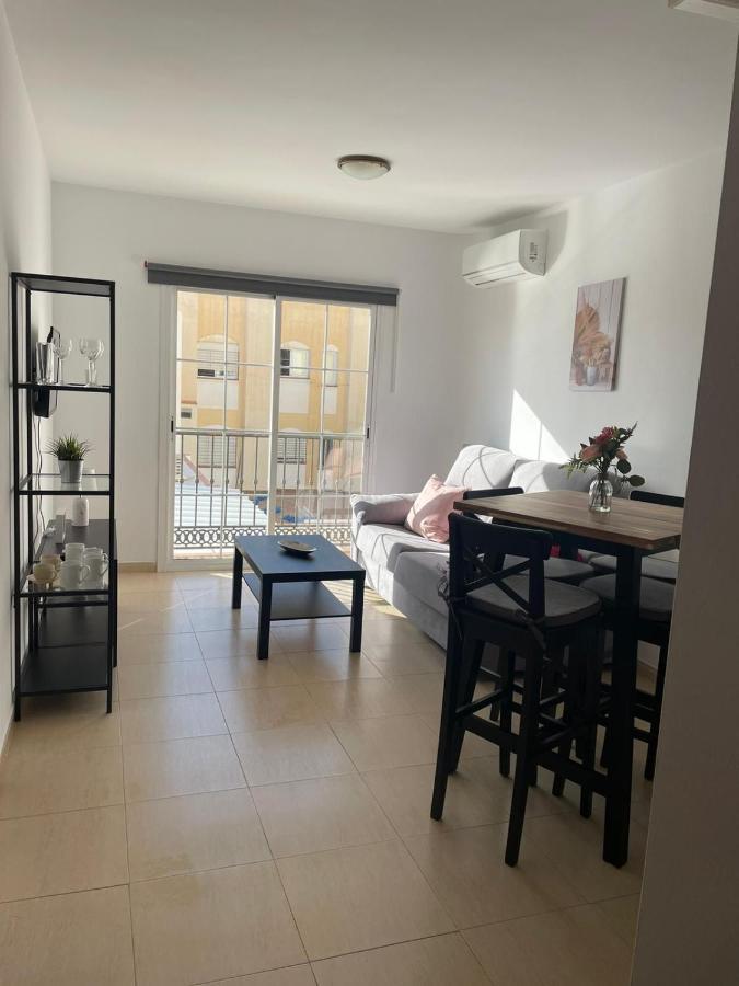 Apartamento En El Centro De Nerja. Luaran gambar