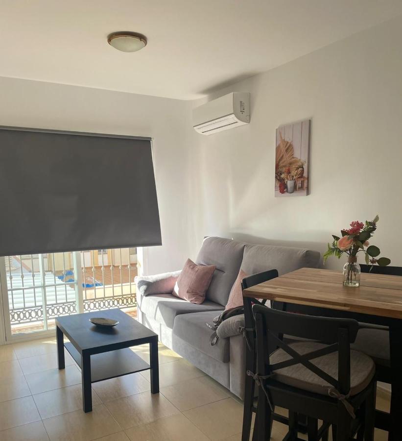 Apartamento En El Centro De Nerja. Luaran gambar